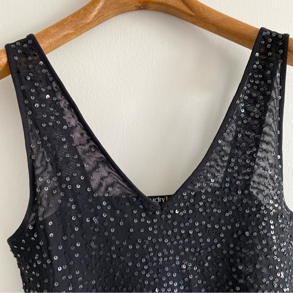 Chaudry Sports Black Sequin V Neck Tank - Picture 2 of 5